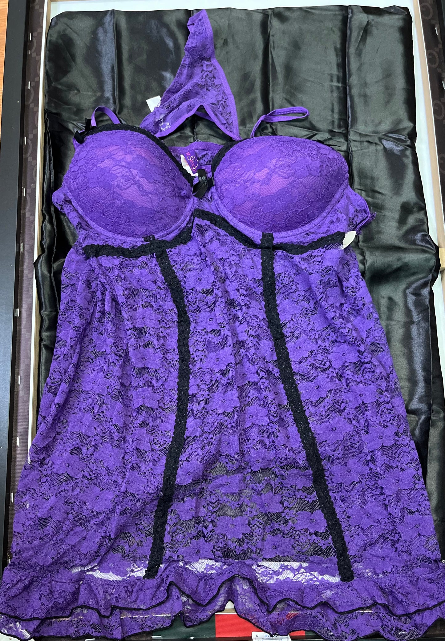 2-Piece Purple and Black Lace Lingerie Fashion Set