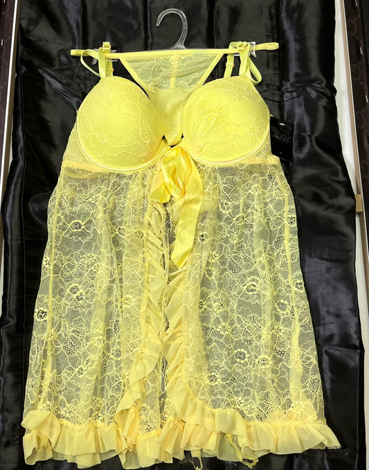 2-Piece Yellow Lace Lingerie Fashion Set