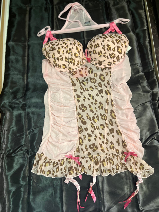 2-Piece Cream Hot Pink Leopard Print Lace Lingerie Fashion Set