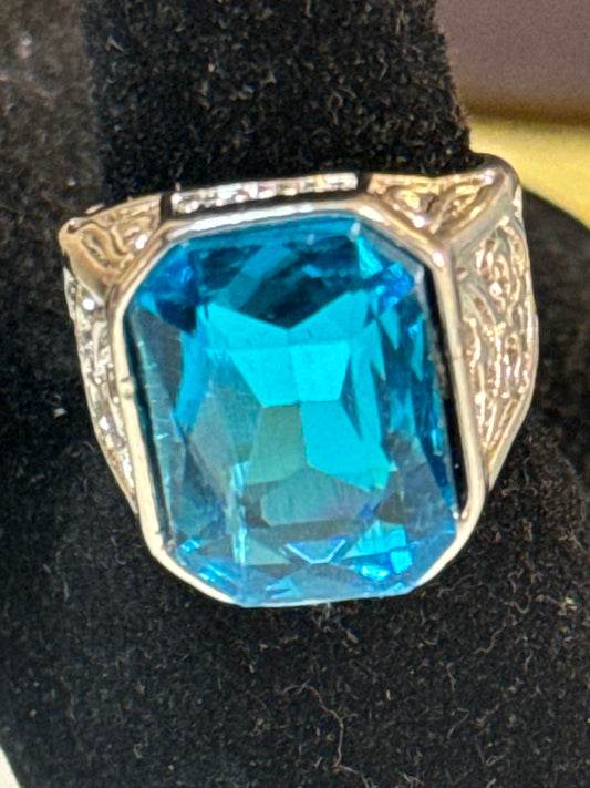 Silver Fashion Ring with Blue Stone